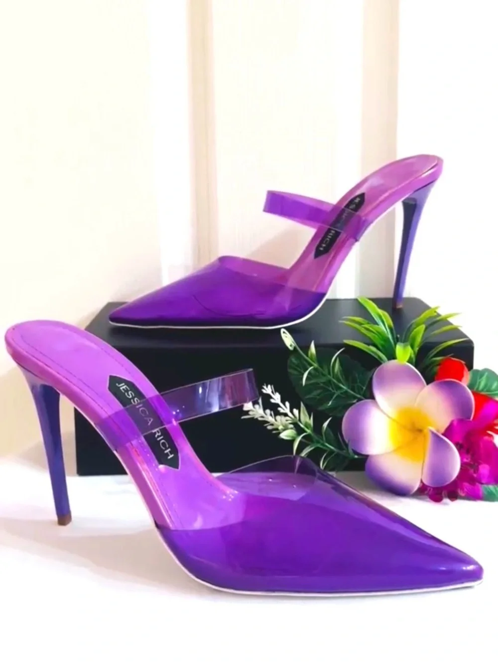 JESSICA RICH ~ Vibrant Translucent Purple 3.5” Heels w/Leather Sole size 8